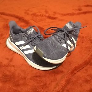 Adidas cloud sneakers